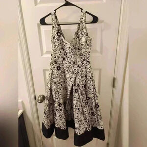 Aquliano Rimondi Black/White Floral Print Mikado Party Dress -- Size Small